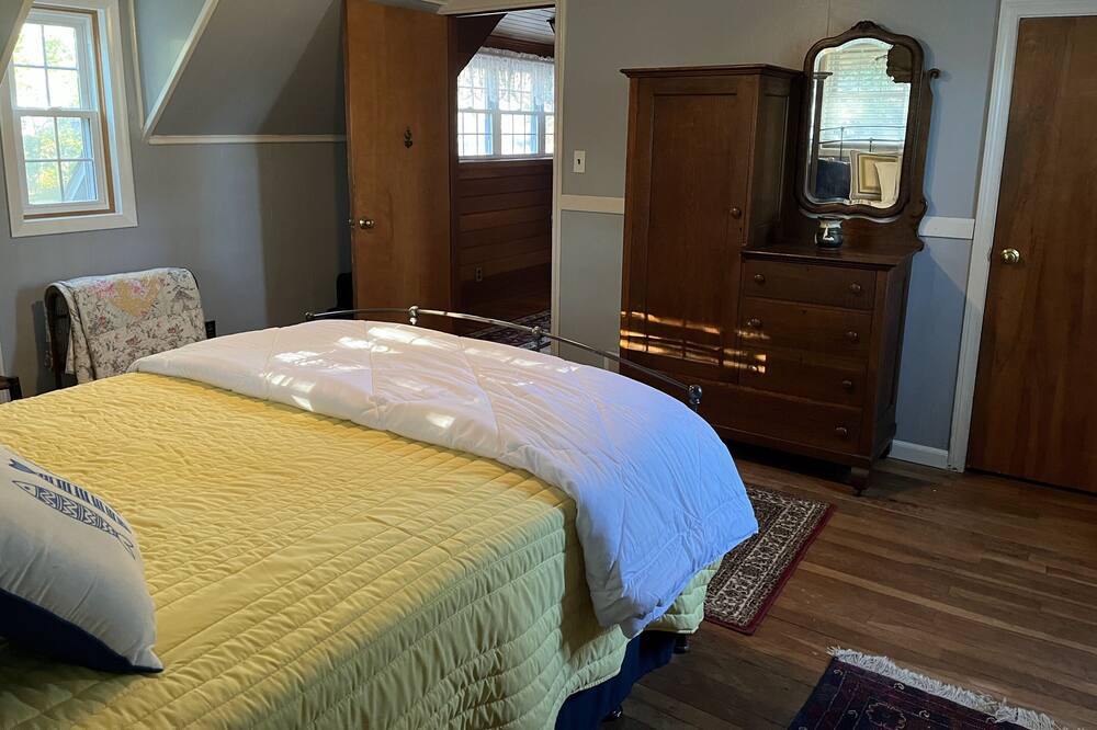 Photo of Bedroom in Dunkirk