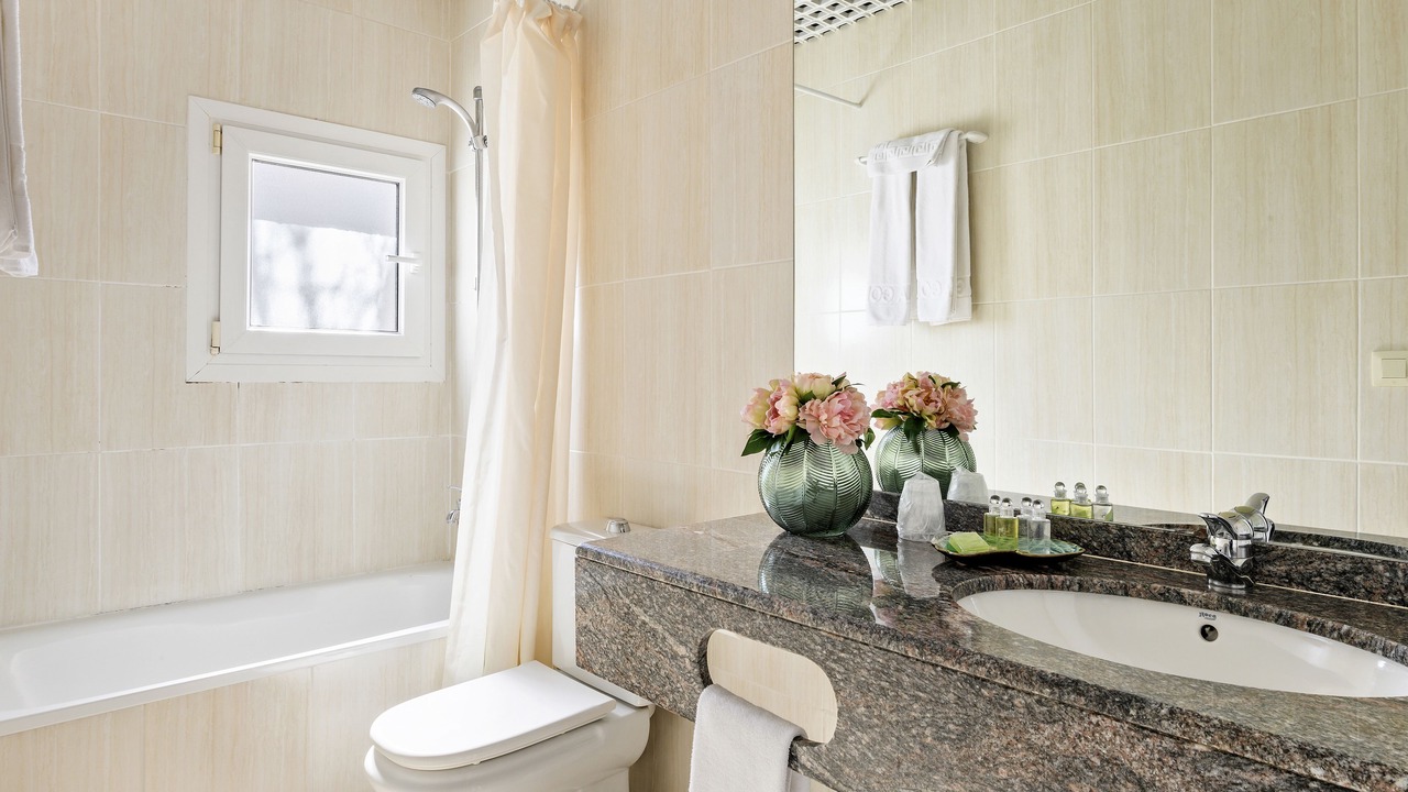 Photo of Bathroom in Llanca
