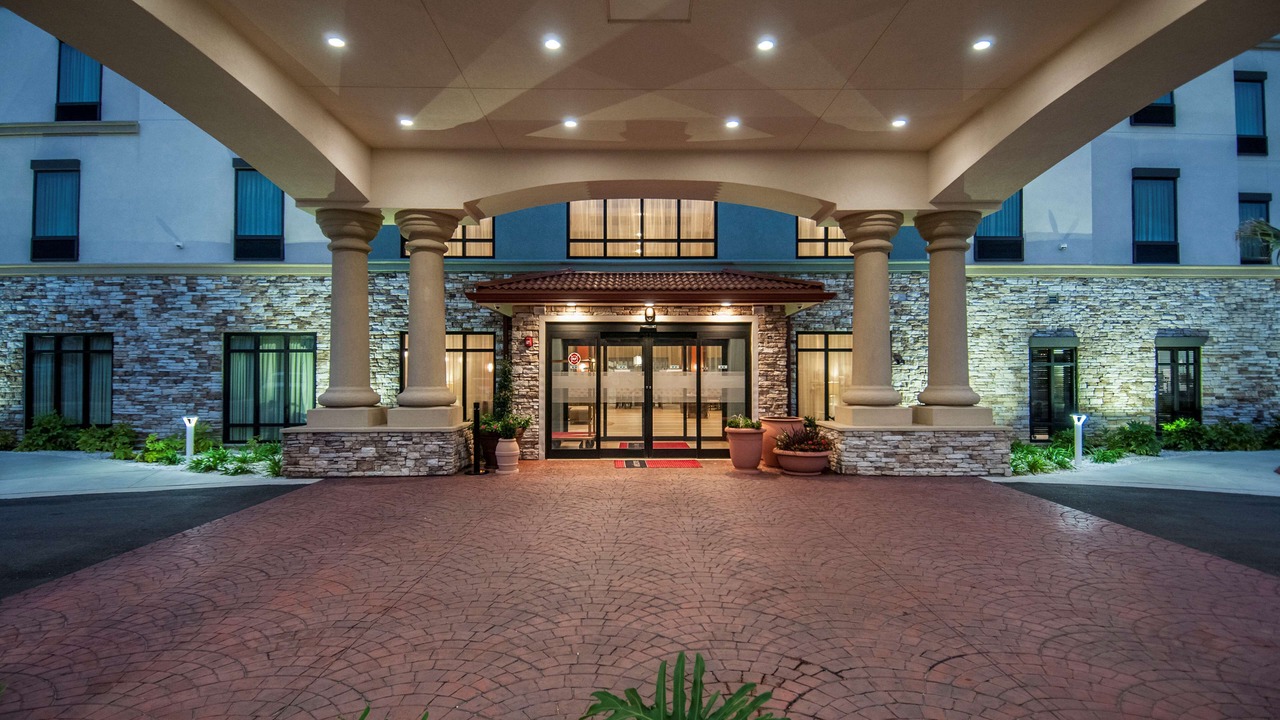 Photo of Buildings in Northwest Pensacola
