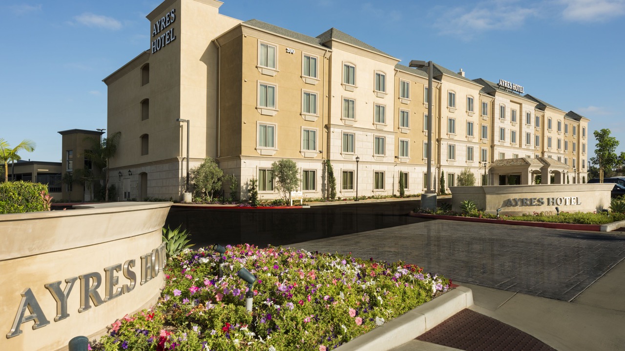 Photo of Outdoor in Anaheim Resort