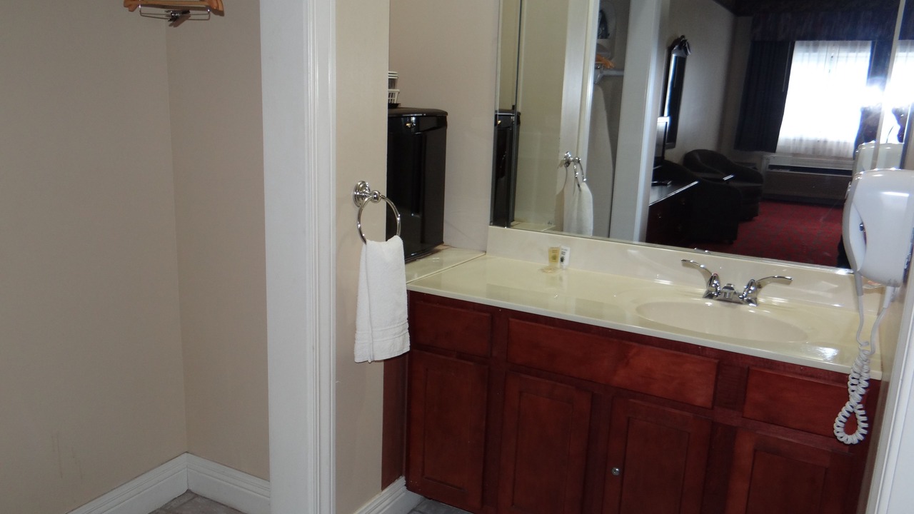 Photo of Bedroom in Ellicottville