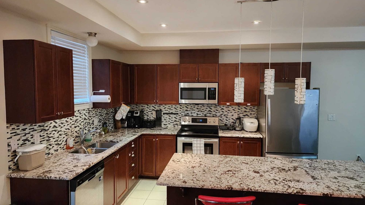 Photo of Kitchen in Mount Hope Huron Park