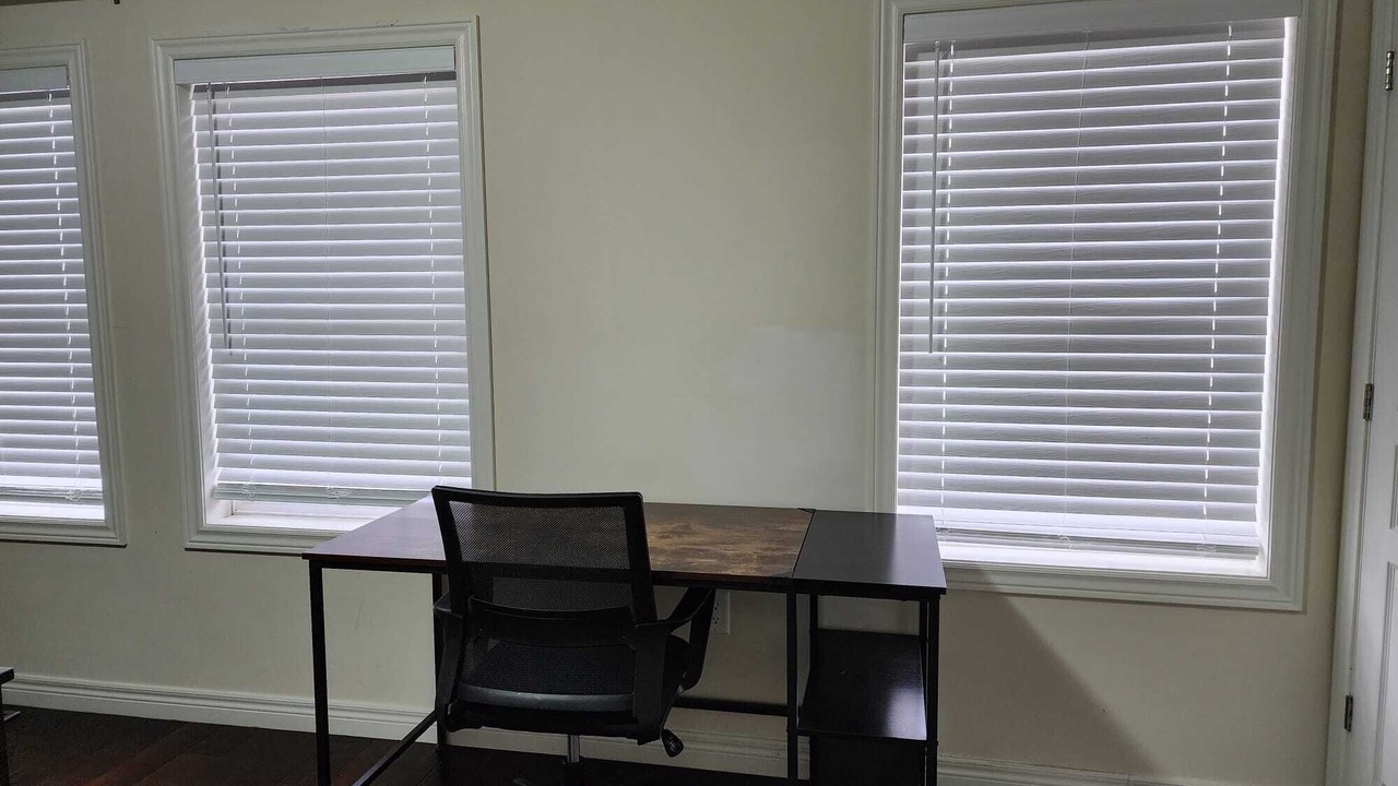 Photo of Bedroom in Mount Hope Huron Park
