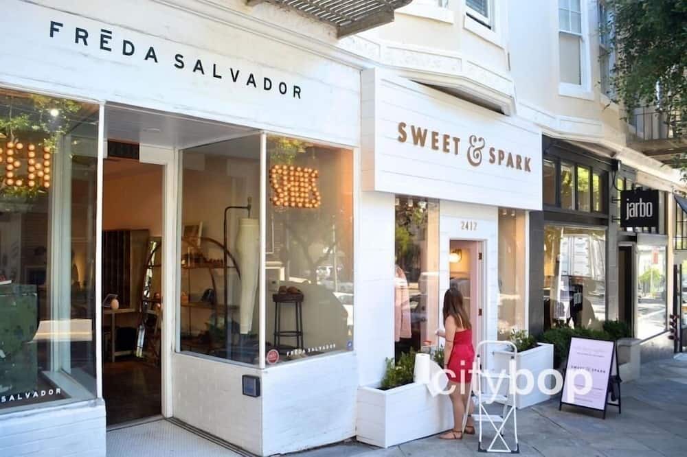 Photo of Outdoor in Lower Pacific Heights