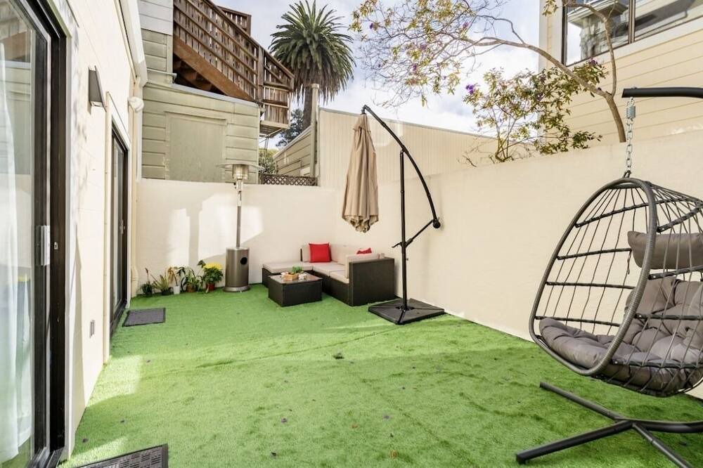Photo of Outdoor in Lower Pacific Heights