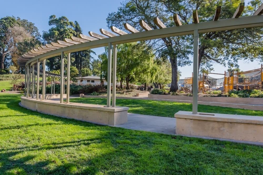 Photo of Outdoor in Lower Pacific Heights
