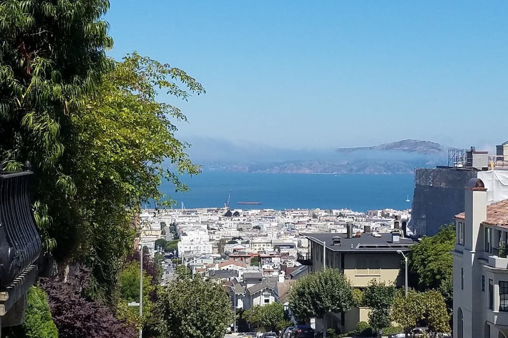 Photo of Outdoor in Lower Pacific Heights
