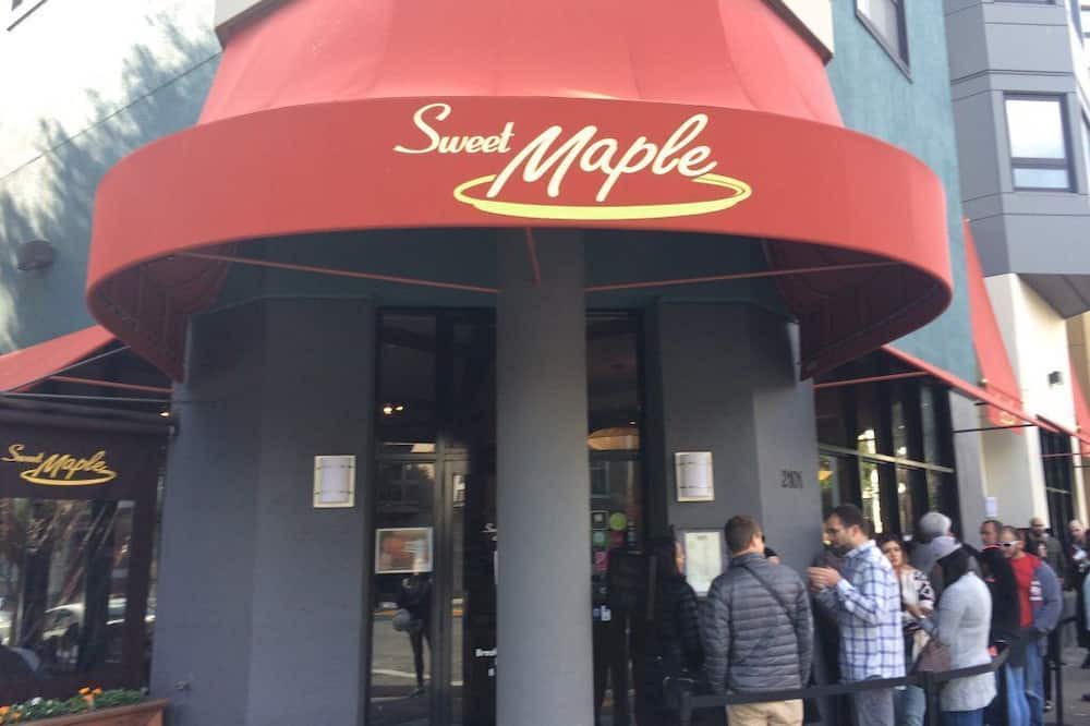 Photo of Outdoor in Lower Pacific Heights