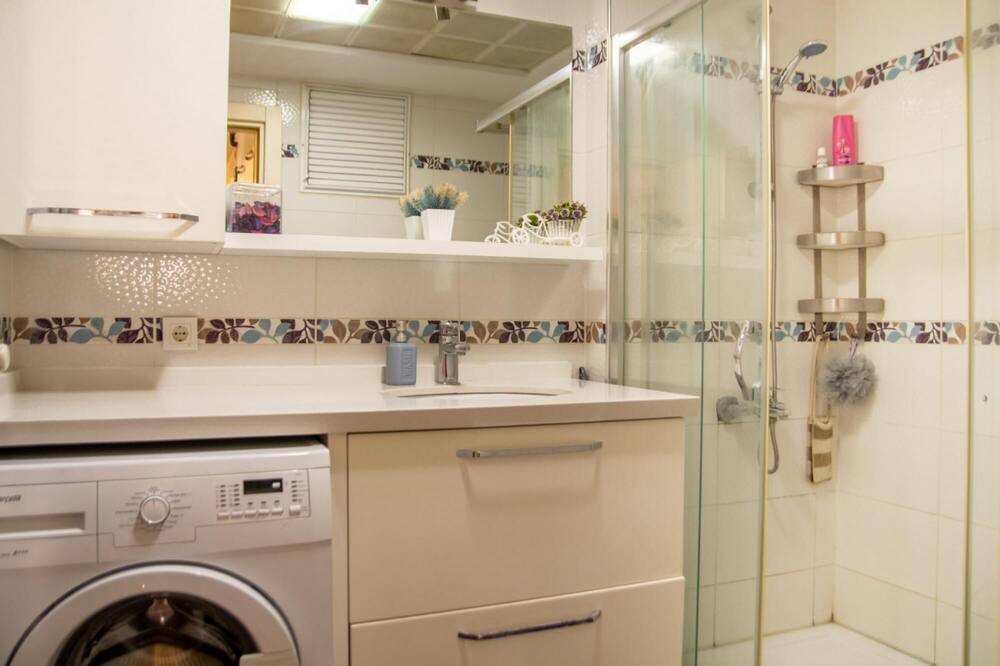 Photo of Bathroom in Karabaglar