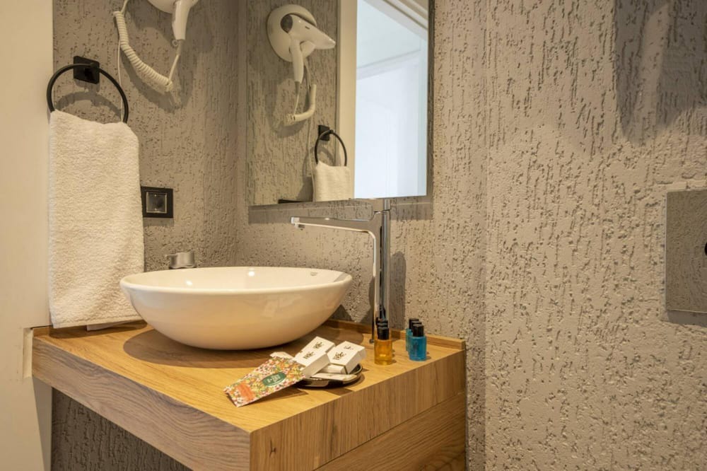 Photo of Bathroom in Gundogan