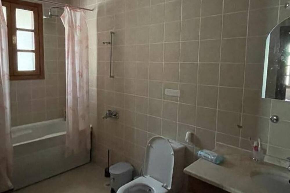 Photo of Bathroom in Uzunyurt