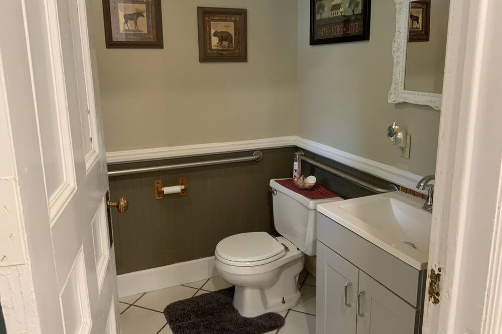 Photo of Bathroom in Fredonia