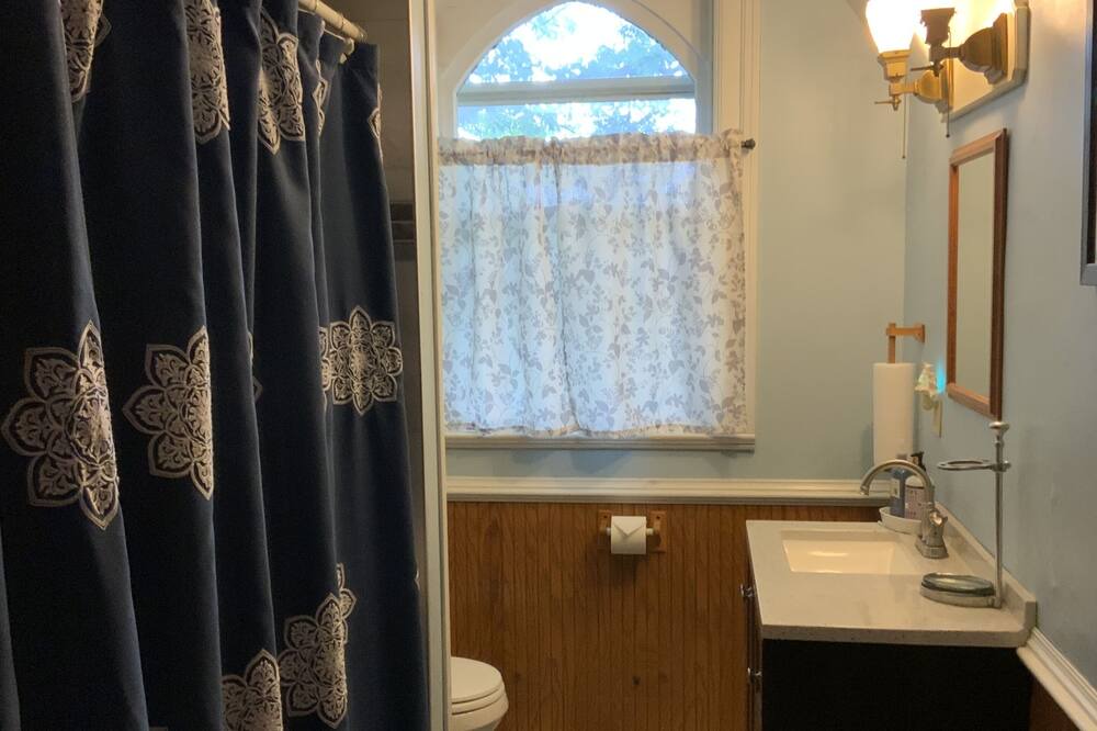 Photo of Bathroom in Fredonia