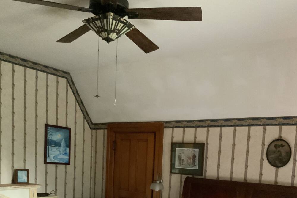 Photo of Bedroom in Fredonia