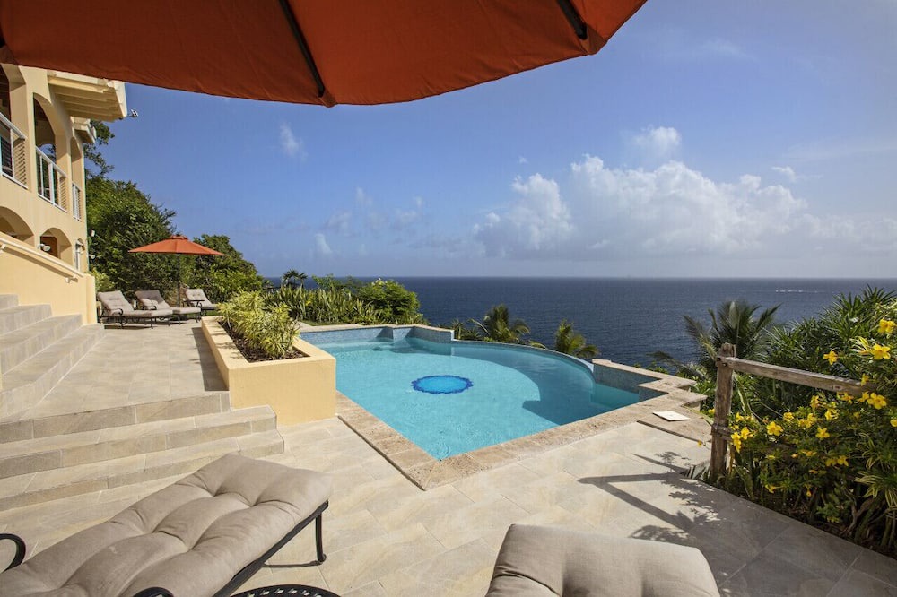 Photo of Others in Estate Little Saint Thomas
