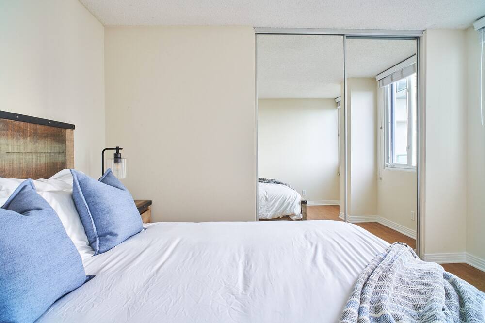 Photo of Bedroom in Marina Peninsula