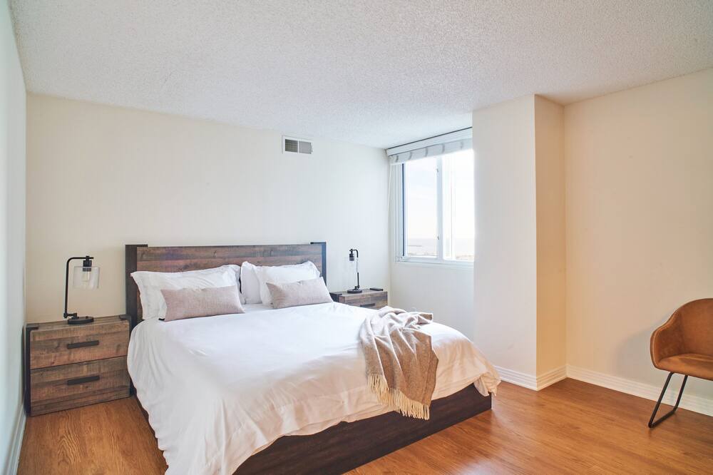 Photo of Bedroom in Marina Peninsula