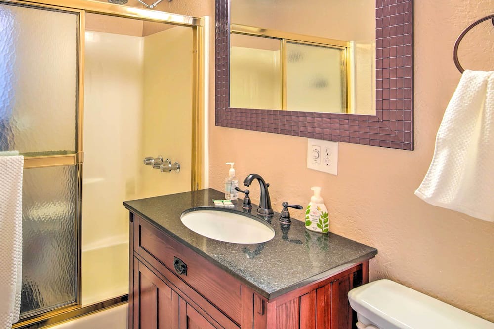 Photo of Bathroom in Sugarloaf