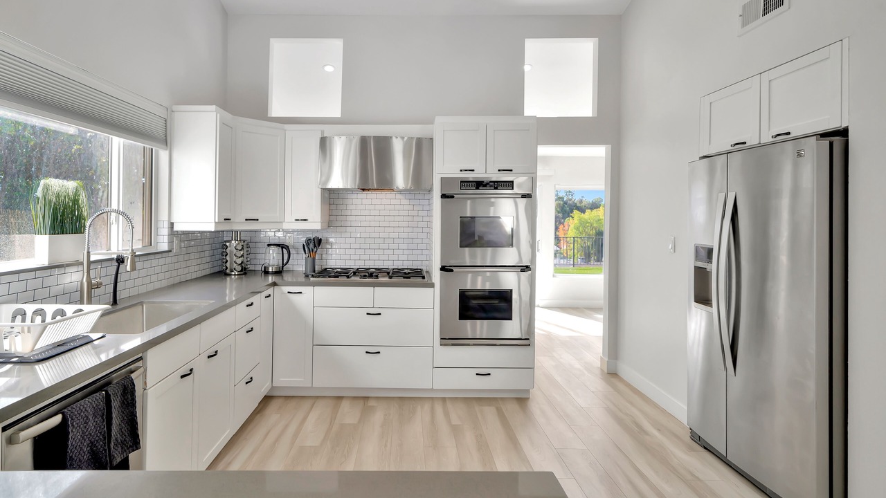 Photo of Kitchen in Woodland Hills