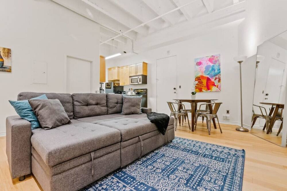 Photo of Livingroom in Historic Core