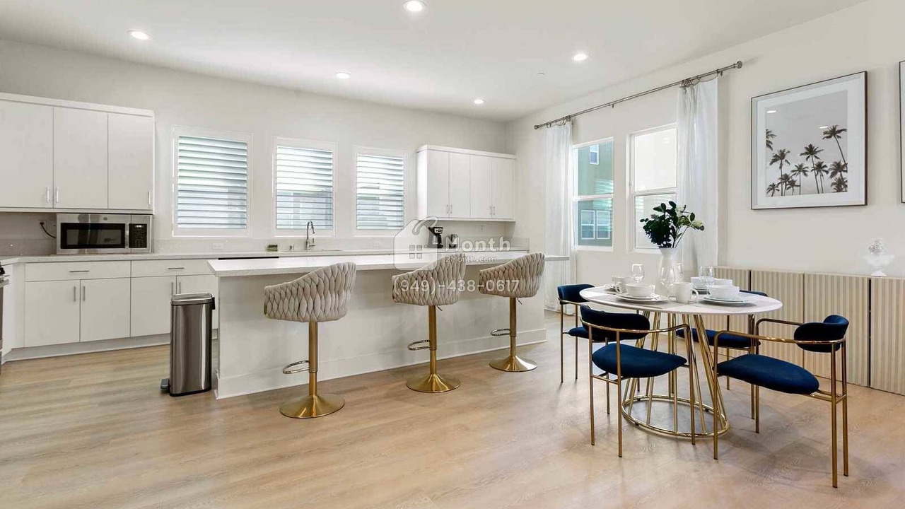 Photo of Kitchen in Platinum Triangle