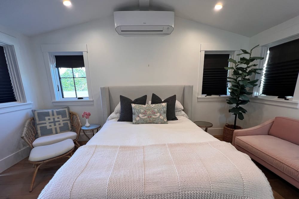 Photo of Bedroom in Tree Section