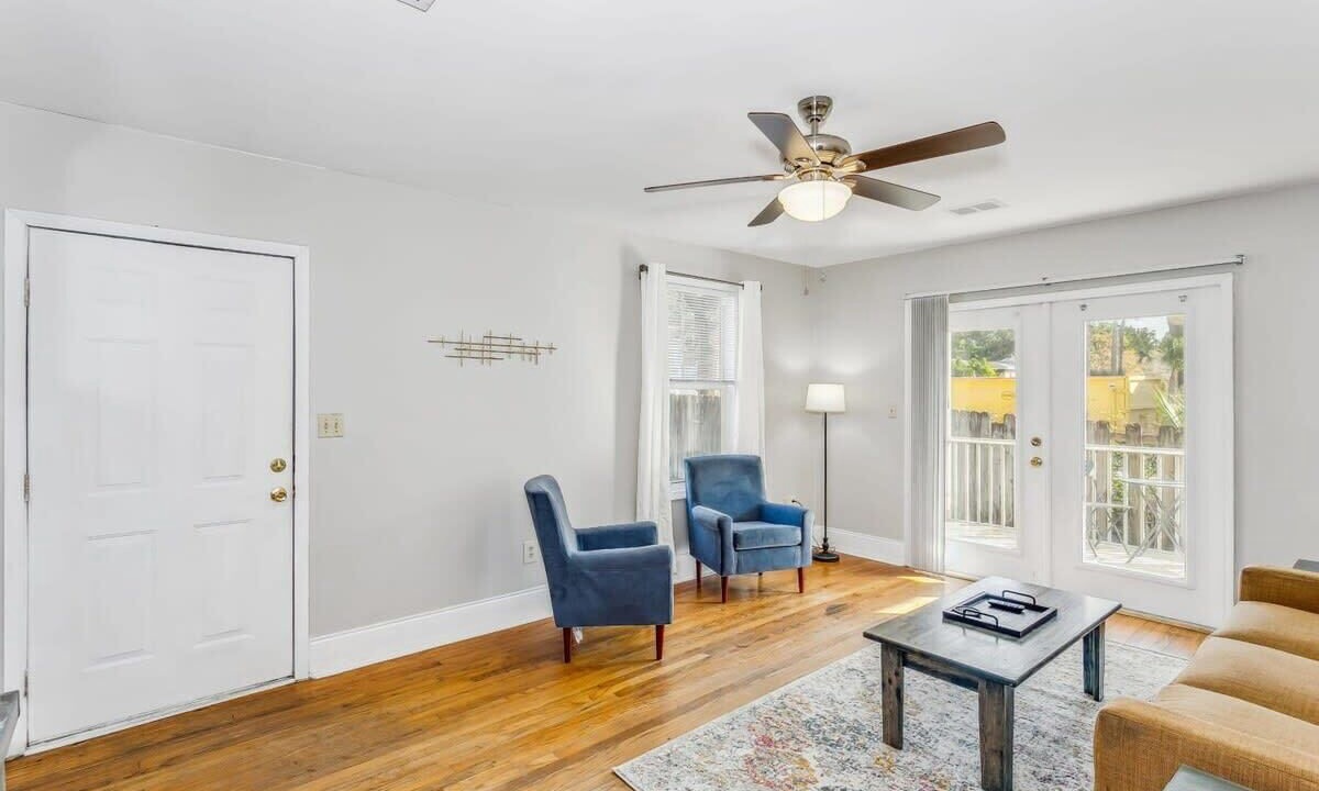Photo of Livingroom in South Pensacola