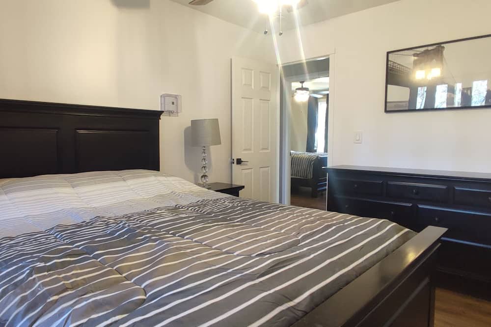 Photo of Bedroom in Circleville