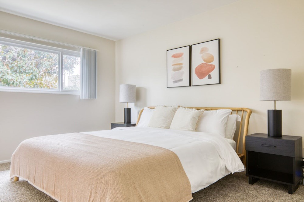Photo of Bedroom in Encino