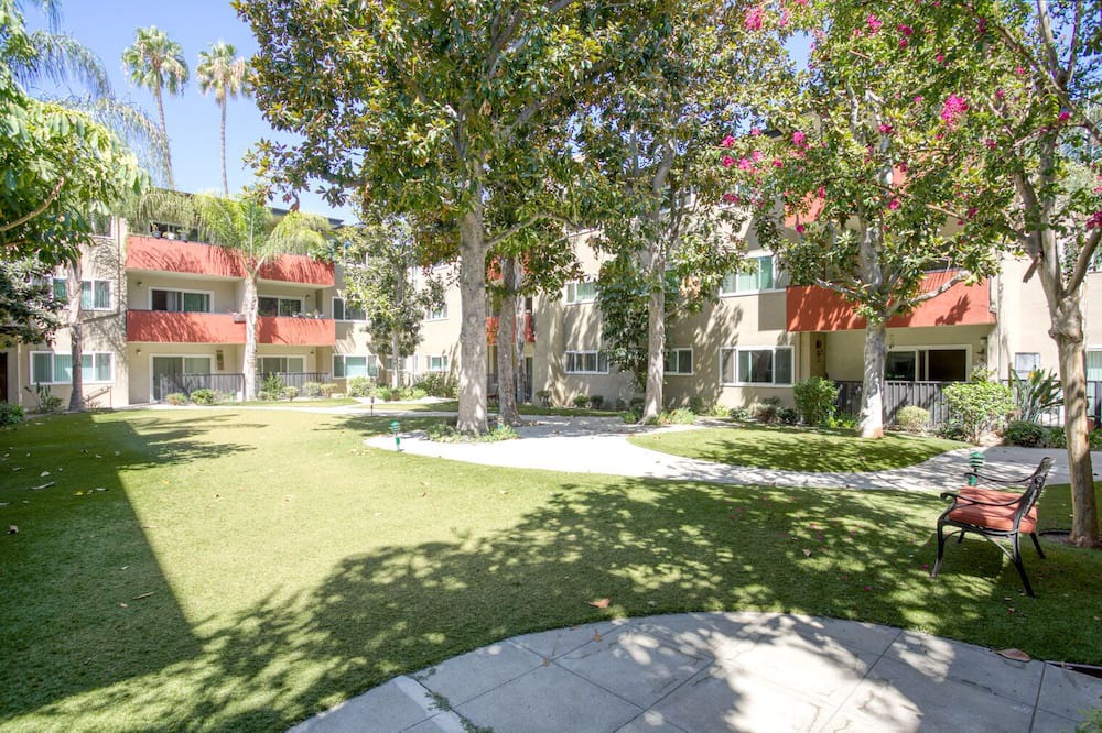 Photo of Outdoor in Encino