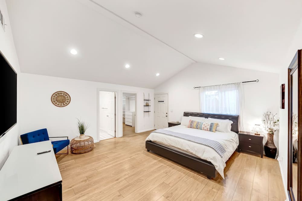 Photo of Bedroom in Winnetka
