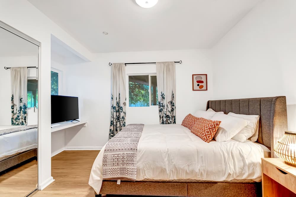 Photo of Bedroom in Winnetka