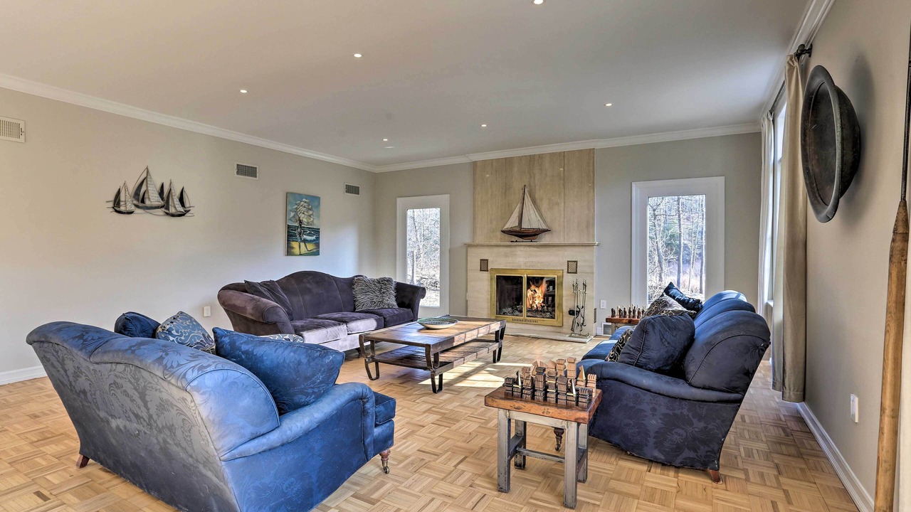 Photo of Livingroom in Hewitt