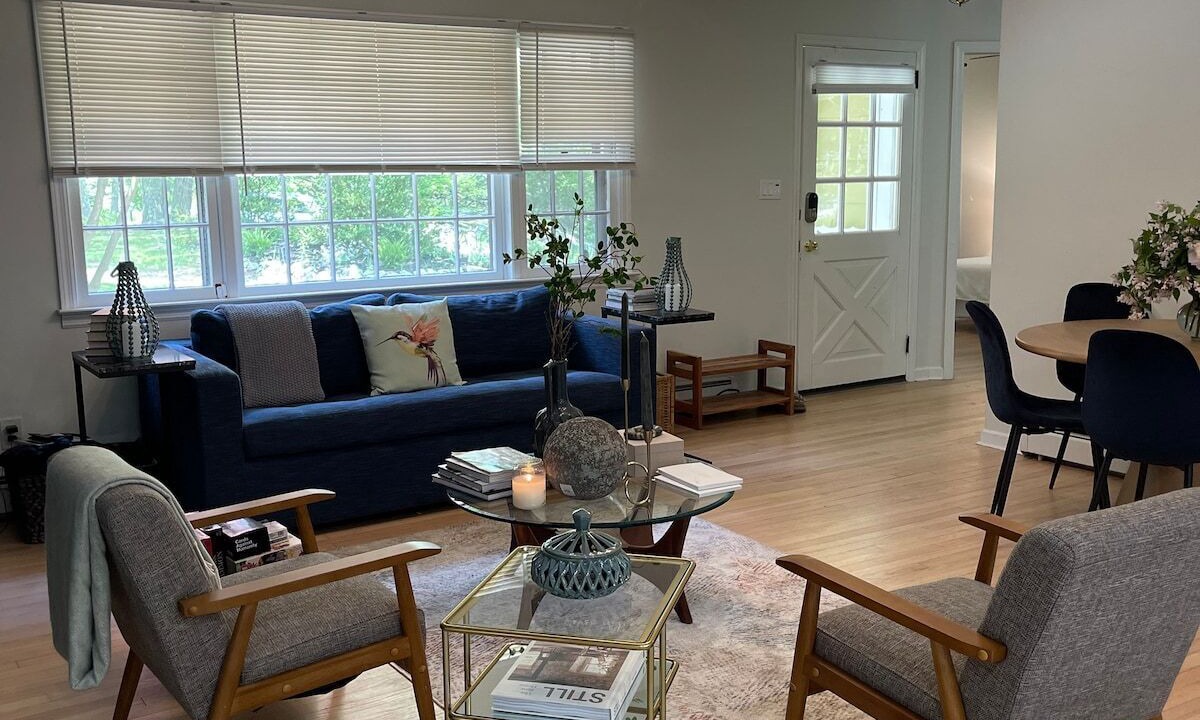 Photo of Livingroom in Monroe