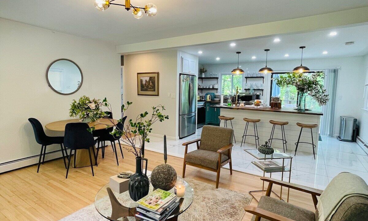 Photo of Livingroom in Monroe
