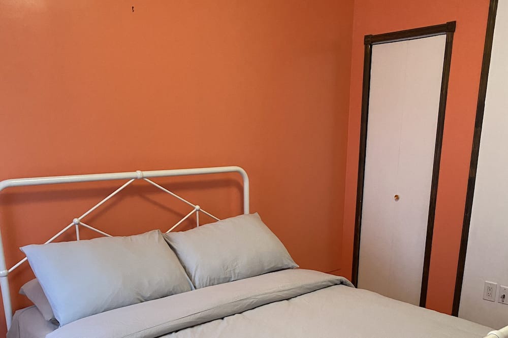 Photo of Bedroom in La Baie