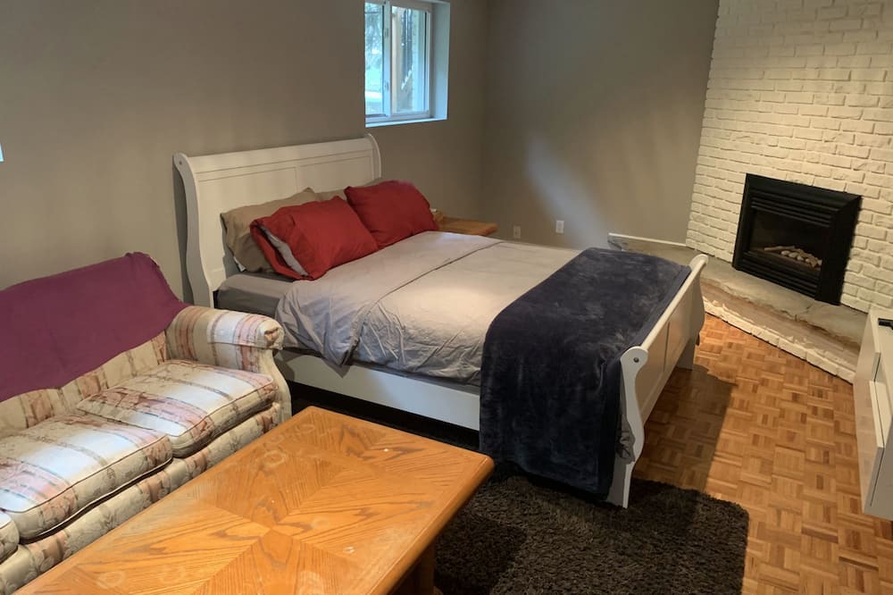 Photo of Bedroom in Rosemount