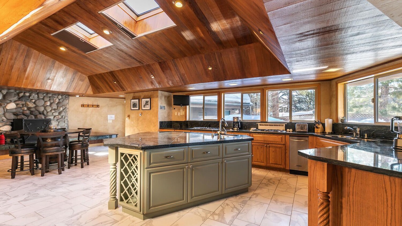 Photo of Kitchen in Lakeridge