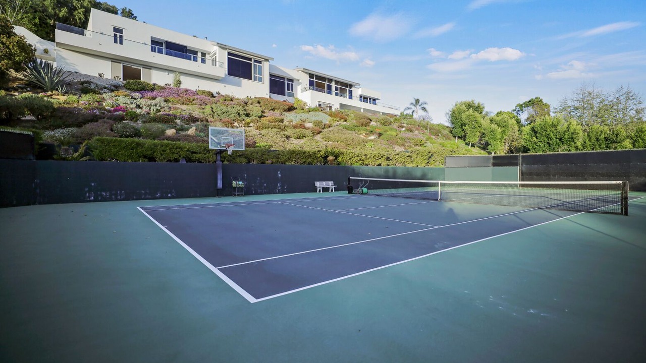Photo of Others in Central Malibu