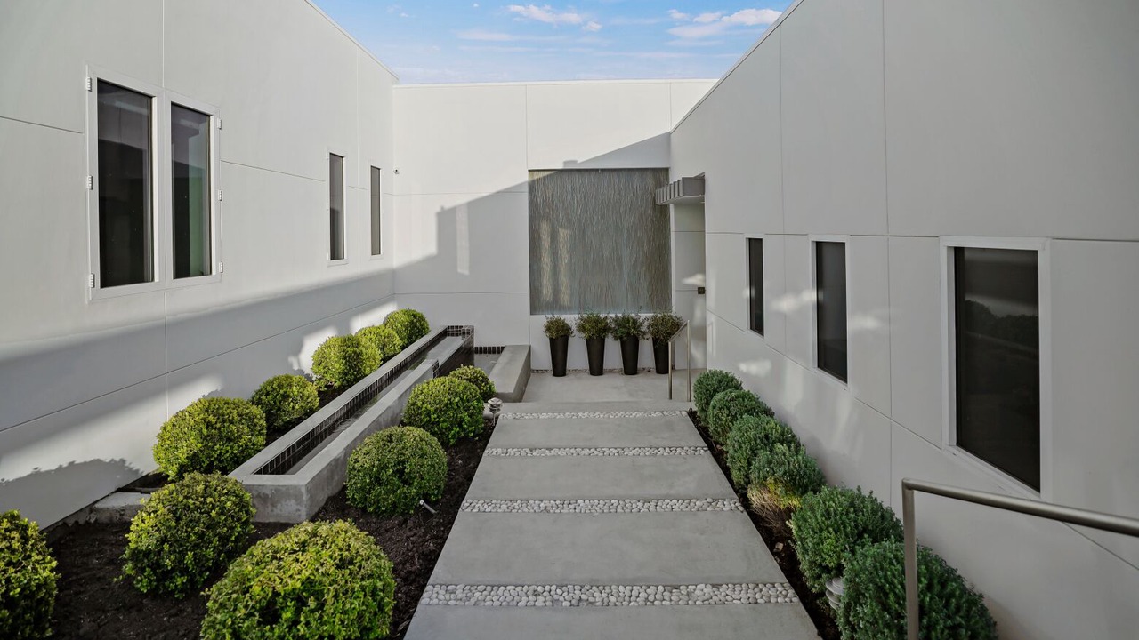 Photo of Outdoor in Central Malibu