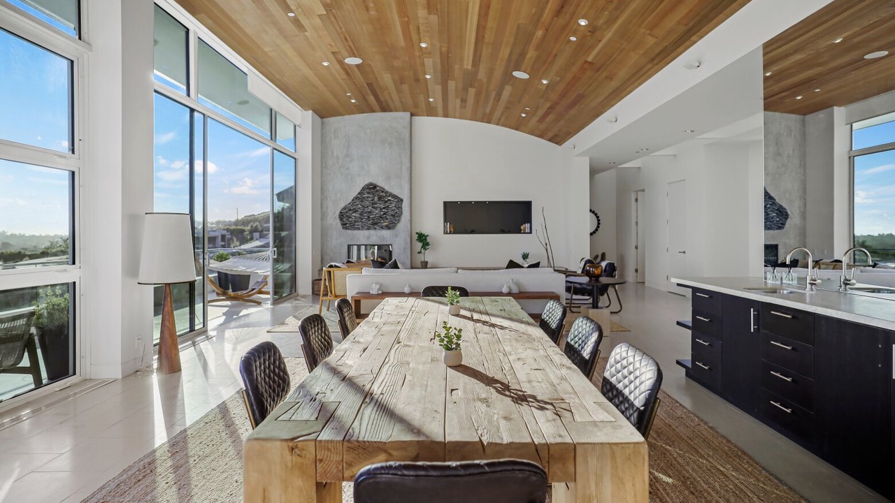 Photo of Kitchen in Central Malibu