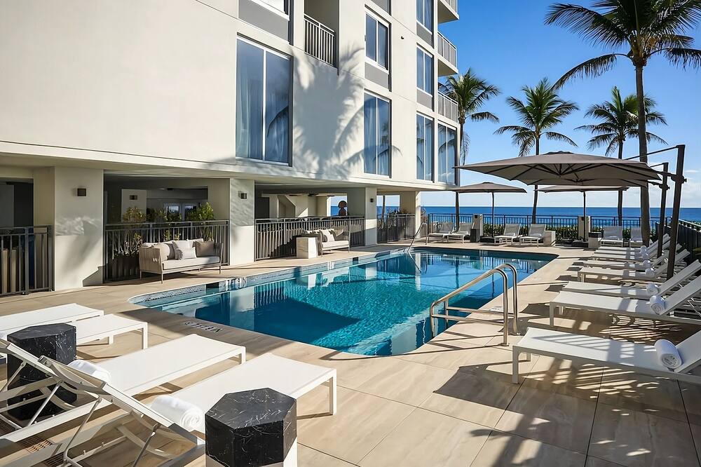 Photo of Outdoor in Hillsboro Beach
