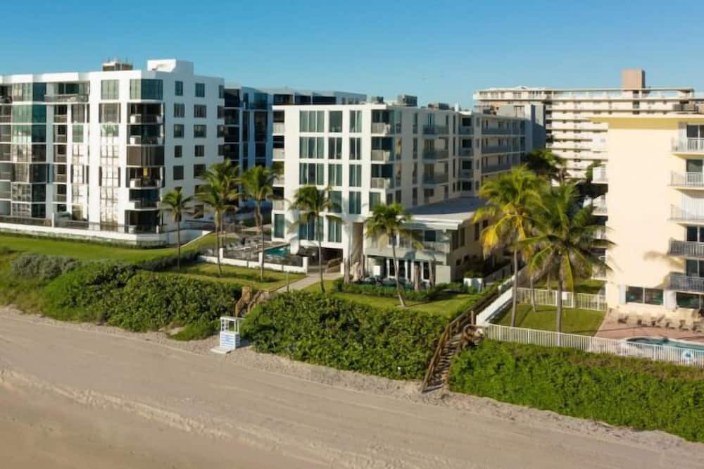 Photo of Outdoor in Hillsboro Beach