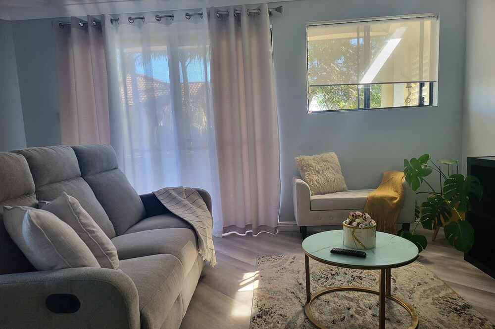 Photo of Livingroom in Biggera Waters