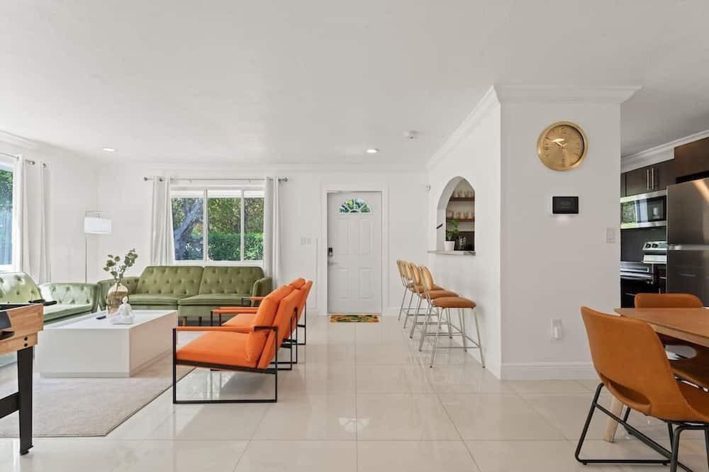 Photo of Livingroom in Wynwood Art District