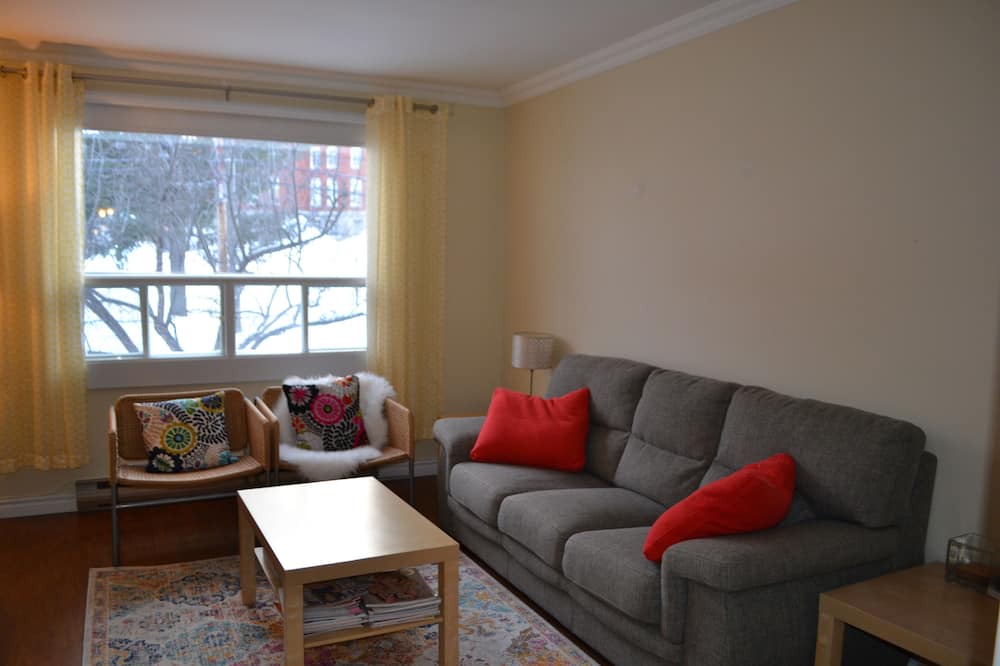 Photo of Livingroom in Sherbrooke