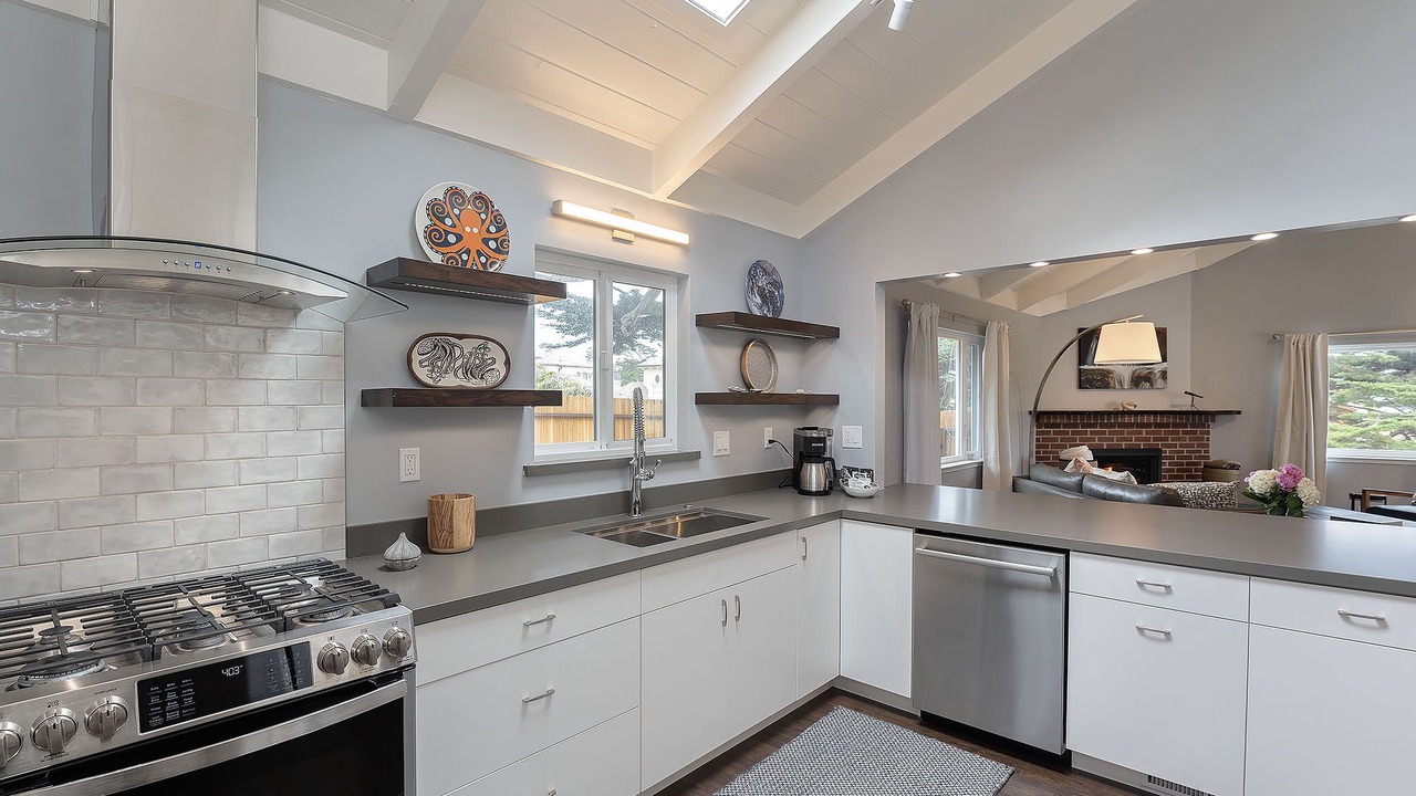 Photo of Kitchen in Del Monte Forest