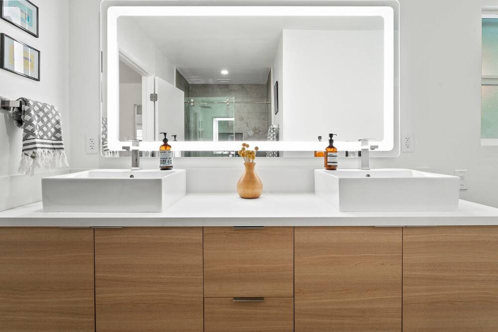 Photo of Kitchen in Desert Park Estates