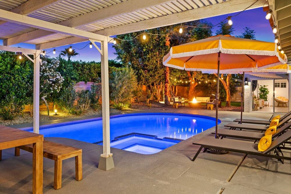 Photo of Outdoor in Desert Park Estates