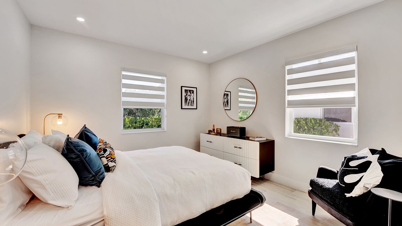 Photo of Others in Poinsettia Heights